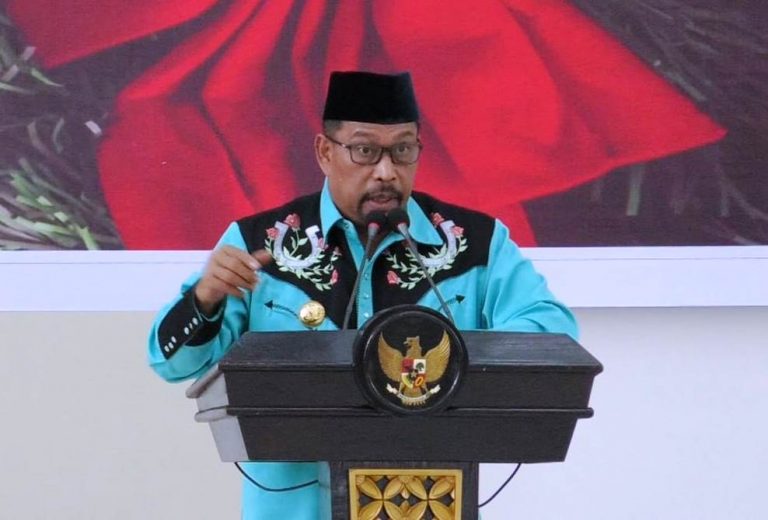 Gubernur Maluku: Malra Harus Bangga Punya Bupati Thaher Hanubun