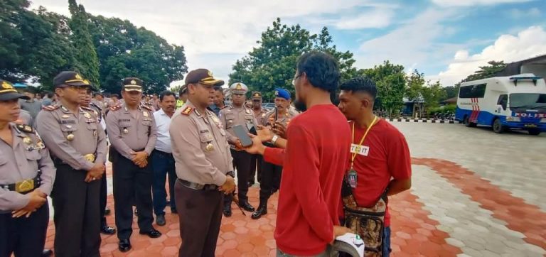 Pengendara Harus Pakai Helm Jika Tidak Ingin Alami Hal Ini Pengendara Harus Pakai Helm Jika Tidak Ingin Alami Hal Ini