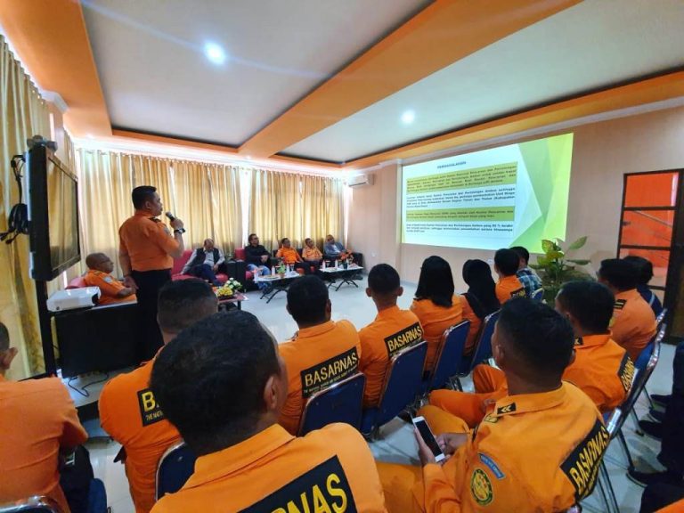 Sambangi SAR Ambon, Nono Janji Lengkapi Fasilitas SAR