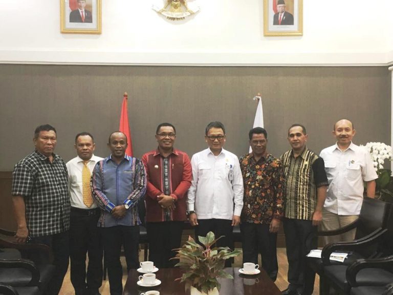 Warga KKT Bakal Miliki Politeknik Migas