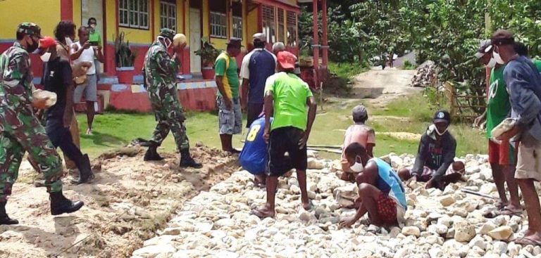 Gunakan Dana Desa, Ohoi Watuar Bangun Jalan Rabat Beton