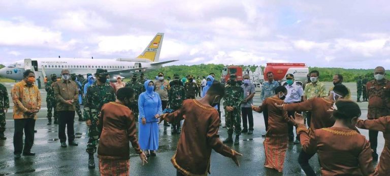 Pangkoopsau III Kunker di Pangkalan Udara Dumatubun Langgur