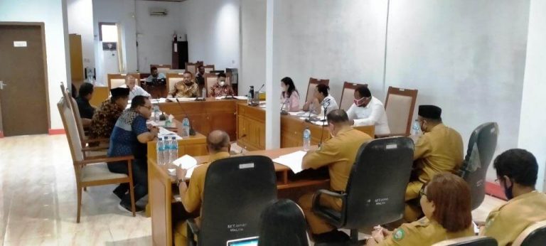 Komisi II DPRD Malra Sepakati Kuota Tenaga Honorer Bidang Pendidikan 314 Orang Komisi II DPRD Malra Sepakati Kuota Tenaga Honorer Bidang Pendidikan 314 Orang