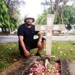 petter-letsoin-makam-karel-sadsuitubun