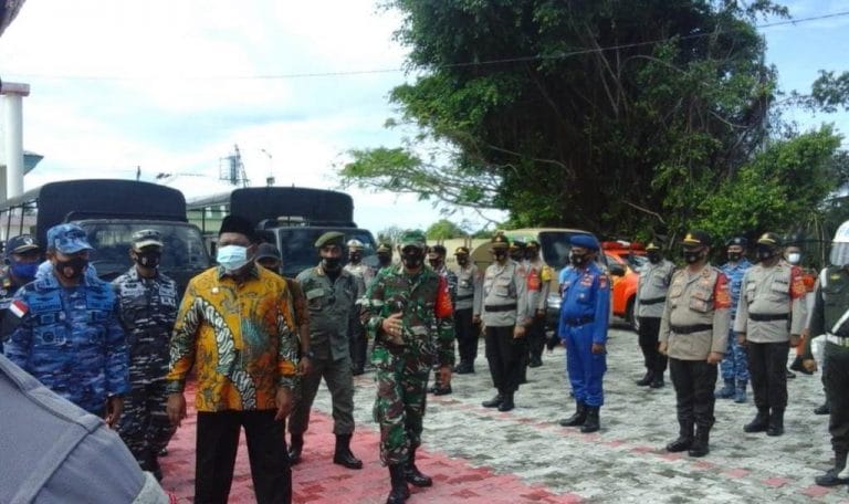 Wali Kota Tual Pimpin Apel Satuan Tim Penanganan Bencana Alam Wali Kota Tual Pimpin Apel Satuan Tim Penanganan Bencana Alam