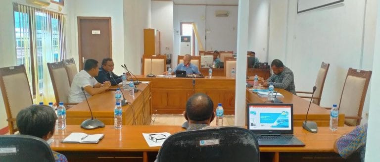 Rapat Komisi II DPRD Malra dengan PLN Harus Ditunda Karena Mati Lampu Rapat Komisi II DPRD Malra dengan PLN Harus Ditunda Karena Mati Lampu