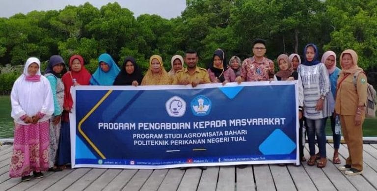 Lewat Program Pengabdian, Polikant Berikan Pemahaman Pariwisata kepada Masyarakat Rat
