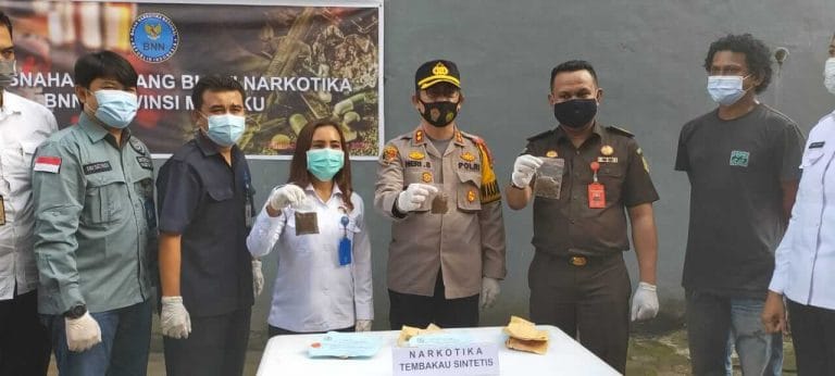 Musnahkan Narkotika 46,9529 Gram Jenis Sinte Di BNNP Maluku.