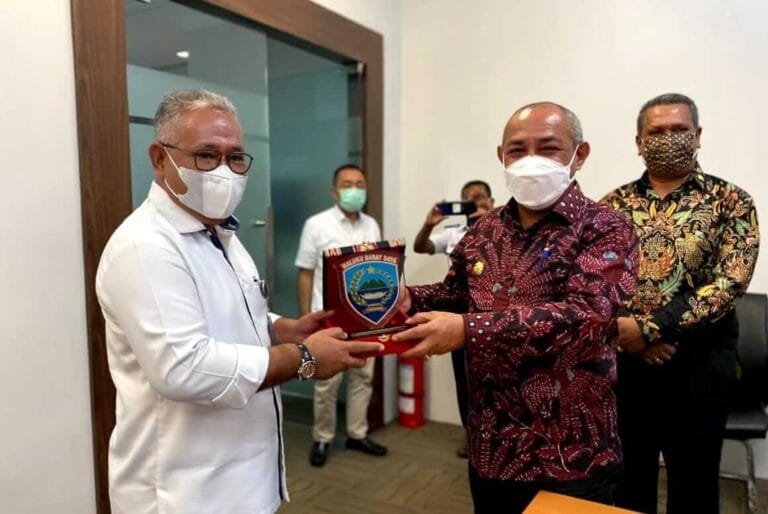 Deputi I Kepala Staf Kepresidenan Febry Calvin Tetelepta saat menerima audiensi Bupati Maluku Barat Daya di Bina Graha, Senin (19/4/2021).