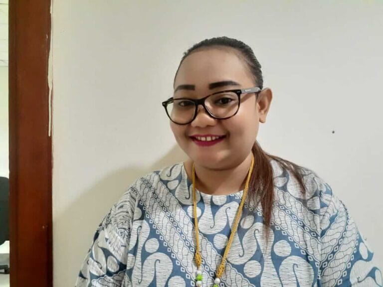 Reses di Lahakaba, Legislator Maureen Vivian Haumahu Serap Aspirasi Pembangunan Sekolah Reses di Lahakaba, Legislator Maureen Vivian Haumahu Serap Aspirasi Pembangunan Sekolah