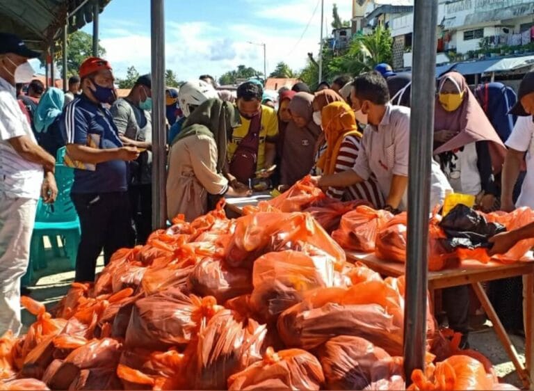 Walikota Tual Sebut Pasar Murah Sebagai Solusi Pengendalian Inflasi Daerah Walikota Tual Sebut Pasar Murah Sebagai Solusi Pengendalian Inflasi Daerah
