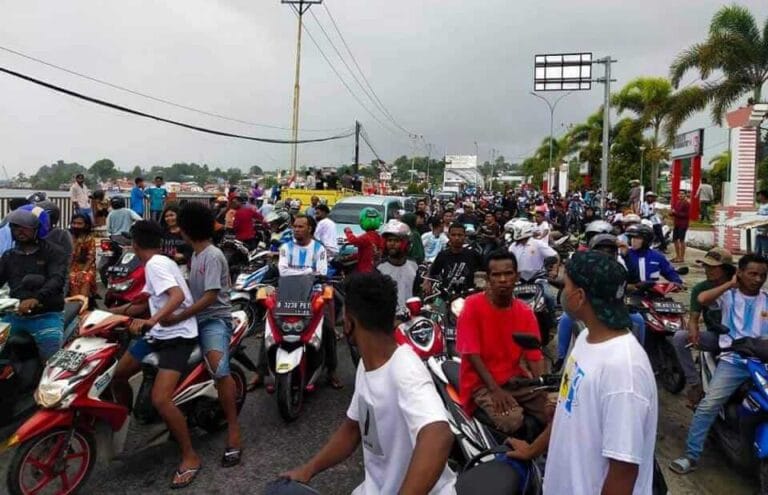 Ungguli Uruguay, Penggemar Fanatik Argentina Bikin Heboh Kota Tual