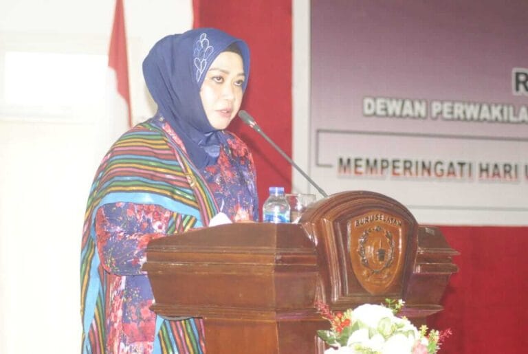 HUT Bursel, Bupati Kecewa Pejuang Pemekaran Tak Diundang Sekwan