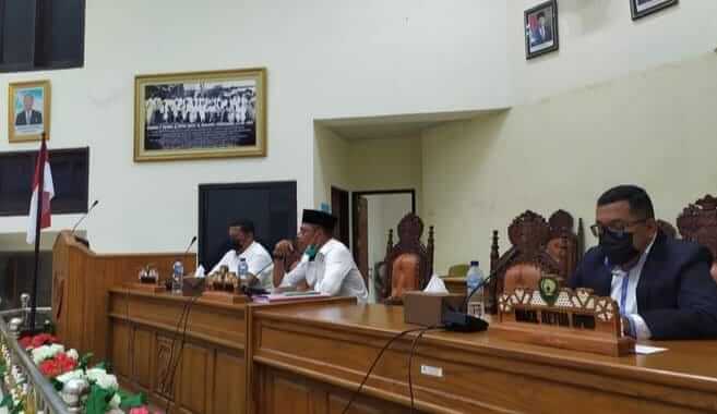 Ranperda Pertanggungjawaban APBD Malra 2020: Enam Fraksi Terima, Satu Tolak