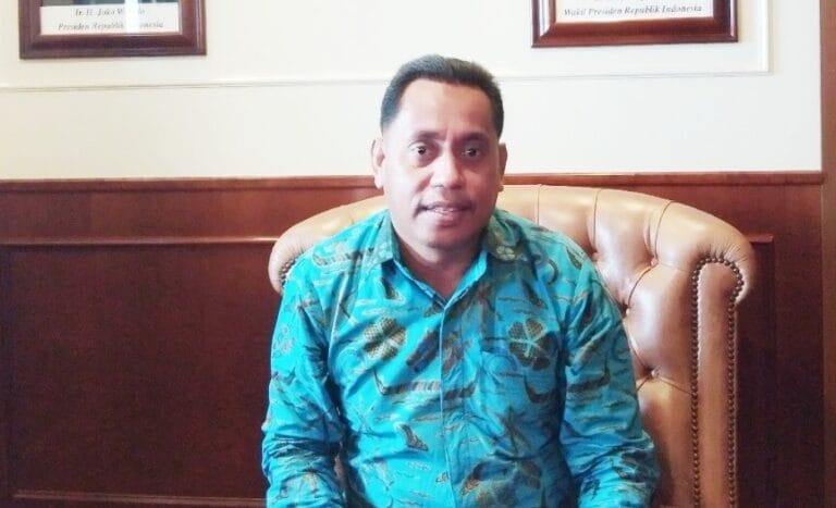 Kepala Bagian Protokoler dan Komunikasi Pimpinan, Moksen Ohoiyuf