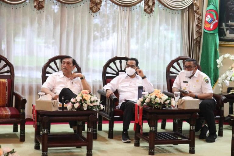 Gubernur, Menko Marves dan Menhub Bahas Pembangunan Ambon New Port dan LIN Maluku