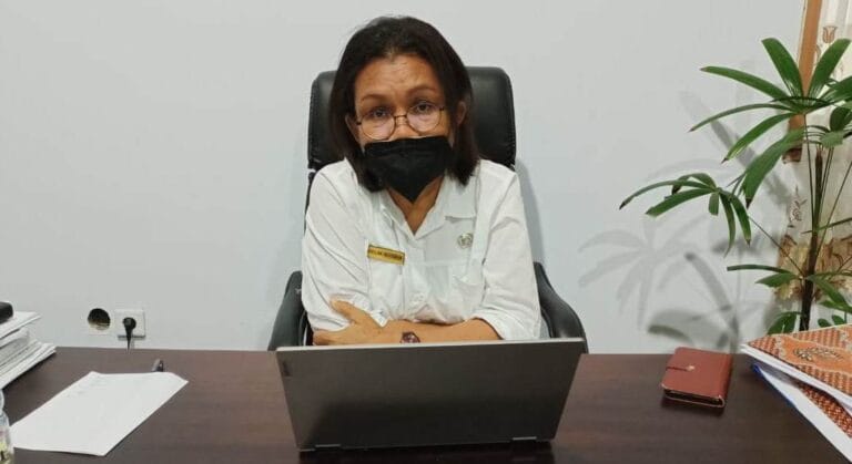 Kepala Dinas Pariwisata Kota Tual Enggelina Heatubun