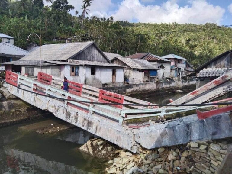 Pemkab Malra Respon Cepat Jembatan Waurtahit dan Jalan Fako-Hollat