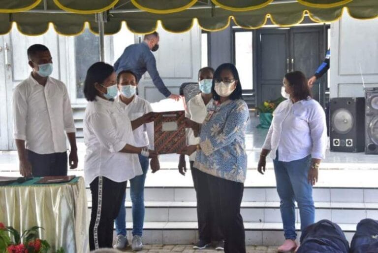 Pemkab Malra Salurkan Lima Unit Speed Boat Puskesmas Keliling untuk Kei Besar