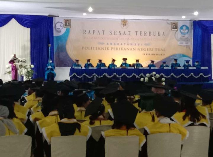 Polikant Gelar Rapat Senat Terbuka Wisudakan 141 Ahli Madya Perikanan dan Serjana Terapan