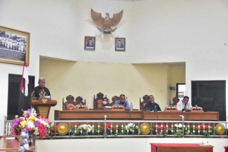 Bupati Thaher Ajak Seluruh Elemen Kawal APBD Malra Tahun 2022
