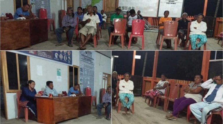 Rapat bersama pemerintah ohoi, Badan Permusyawaratan Ohoi (BPO), tokoh agama, tokoh adat, tokoh pemuda, tokoh perempuan, Linmas, dan masyarakat setempat di Balai Ohoi Bombay, Kamis malam (2/12/2021), membahas pembangunan jalan baru di Ohoi Bombay. Rapat tersebut dimediasi oleh Anggota DPRD Malra Blandina Fautngiljanan. Foto: Dokpri
