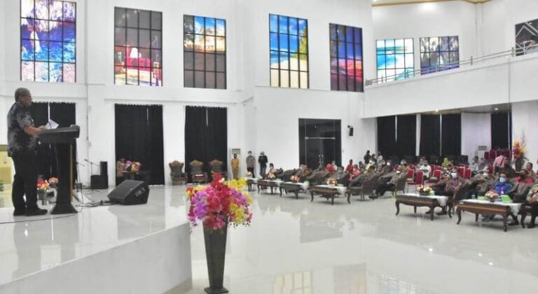 Turunkan Kemiskinan Ekstrem, Bupati Malra Tegaskan Empat Hal Ini