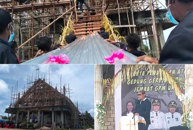 Sukacita Jemaat GPM Ur Pulau Bersama Bupati Malra Tutup Atap Gereja Sion
