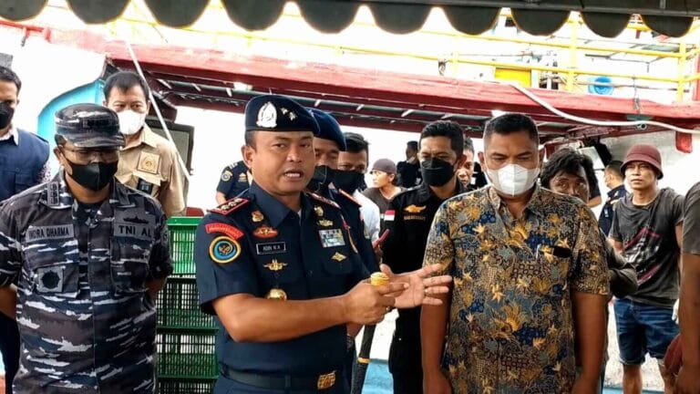 Dirjen PSDKP Tinjau Simulasi Pengawasan Sumber Daya Kelautan Perikanan di Tual