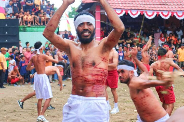 Sadali Harap Adat Pukul Sapu Lidi Dipromosikan secara Luas