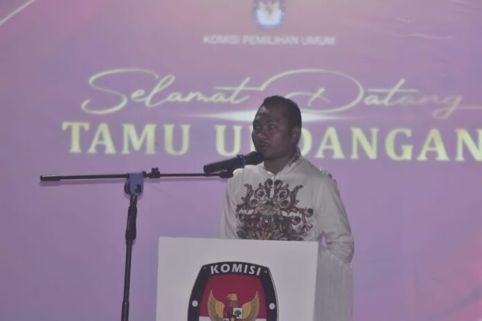 KPU Maluku Tenggara Basuki Rahmat Oat, Selasa (14/6/2022). Foto: Bagian Protokoler dan Komunikasi Pimpinan Malra/Icat