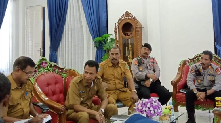 Atasi Konflik, Pemkot Tual dan Polres Bersama Tokoh Masyarakat Gelar Dialog