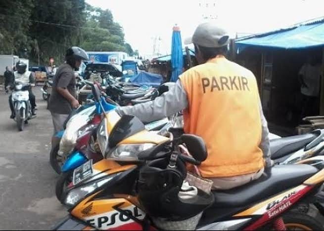 Pemkab Malra akan Tagih Retribusi Parkir di Tepi Jalan
