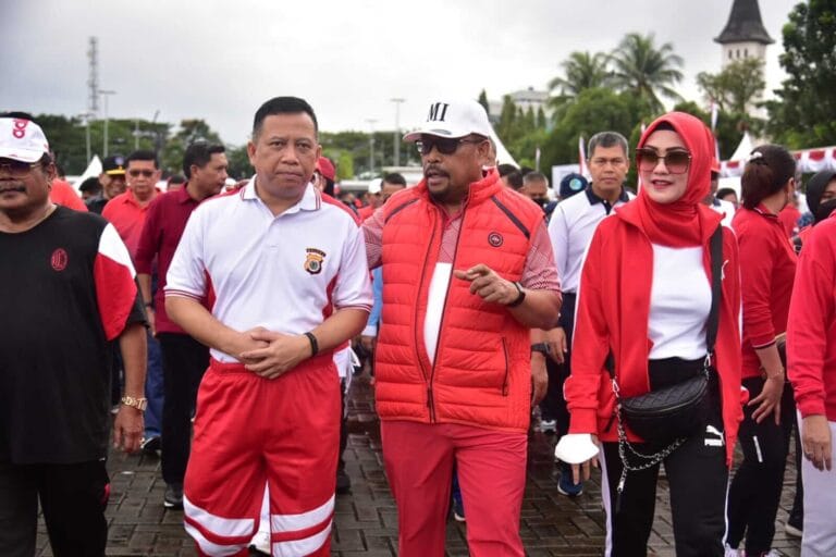 Kapolda Maluku Ikut Jalan Santai dan Senam Bersama Peringati HUT Provinsi ke 77