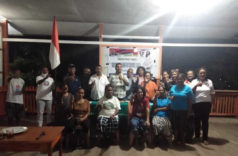 Anggota DPRD Malra Blandina Fautngilyanan melakukan reses di Ohoi Bombay, Kecamatan Kei Besar. Foto: Dokpri