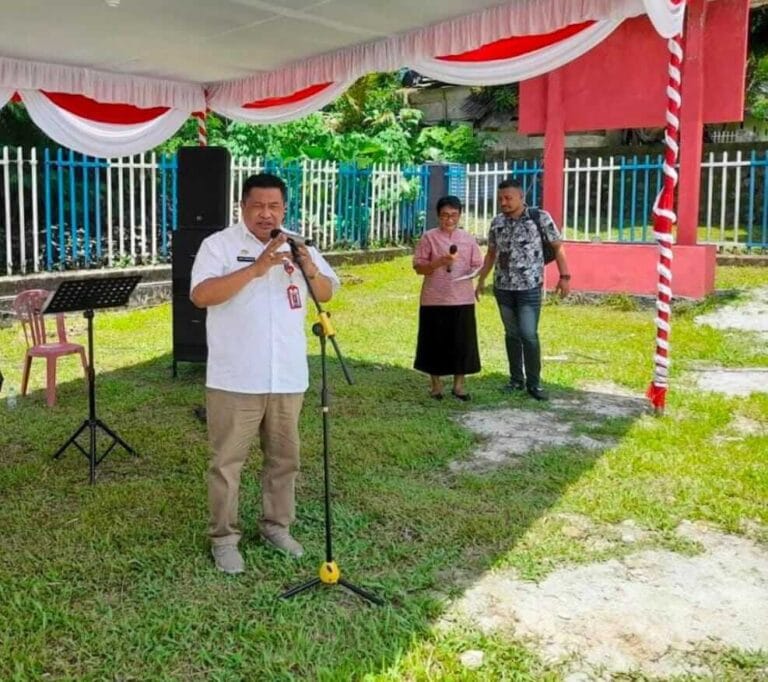 Dirikan Monumen Ukulele, SD Negeri 2 Hatiwe Besar Galang Dana