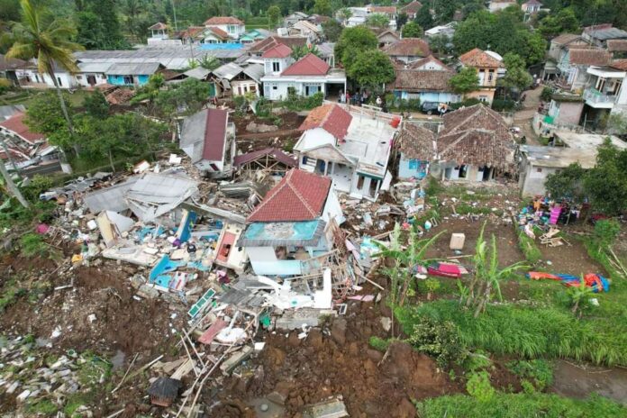 Gempa Cianjur Sumber Foto: (BNPB)