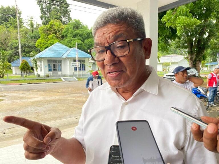 Bupati Kabupaten Maluku Tenggara (Malra), M. Taher Hanubun