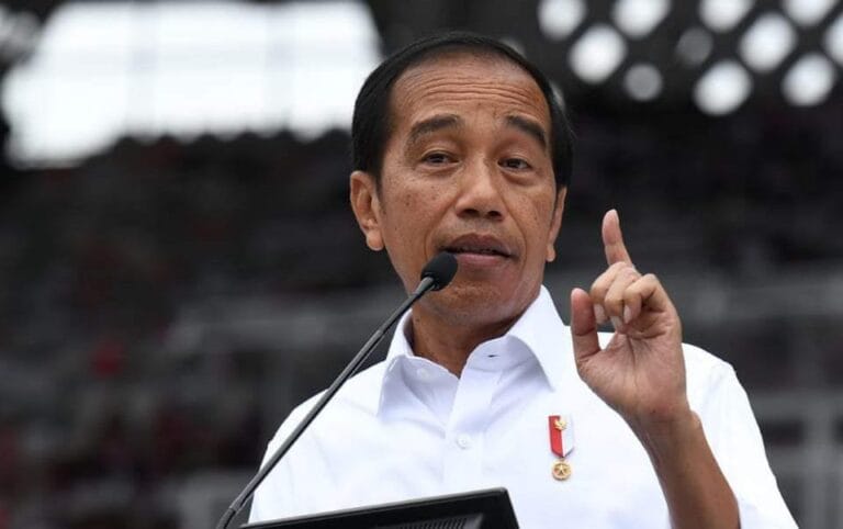 Jokowi: Hati-Hati dengan Pemimpin Berwajah Cerah, Kalau Kerut dan Rambutnya Putih