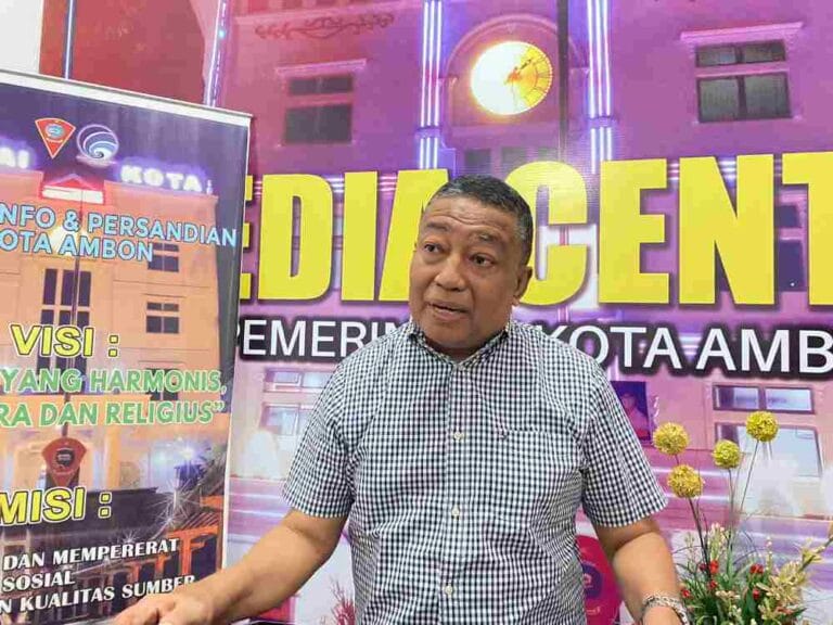 Kepala Dinas Perhubungan Kota Ambon, Robby Sapulette.