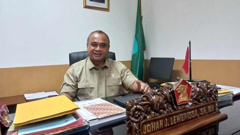 Ketua Komisi II DPRD Maluku Jhon Lewerissa. Foto: Chintia Samangun