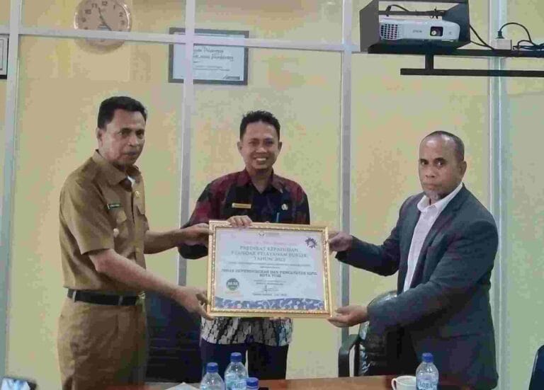 Wakil Wali Kota Tual terima dokumen penilaian pelayanan publik Ombudsman RI-6 Februari 2023-facebook-suaradamai
