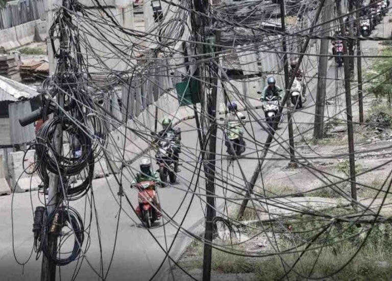 Soroti Tata Kabel, Hehanussa Dorong Perbaikan Penataan