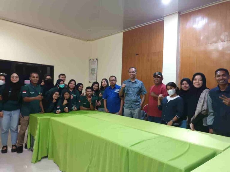 Pemerintah Kota (Pemkot) Tual menerima 16 tenaga kesehatan (Nakes) penugasan khusus nusantara sehat. Acara penerimaan dipimpin oleh Plh. Sekda Kota Tual Fahri Rahayaan, didampingi Kepala Dinas Kesehatan M. Subhan Labetubun, di Aula Kantor Dinas Kesehatan Kota Tual, Jumat (7/7/2023). Sumber foto: Facebook Dinkes Tual