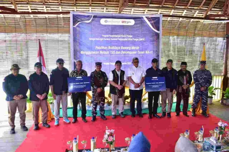 Bank Indonesia (BI) kembali melaksanakan pelatihan budidaya bawang merah di Ohoi/Desa Yafawun, Kecamatan Kei Kecil Timur, Kabupaten Maluku Tenggara, Maluku, Minggu (3/9/2023). Sumber foto: Infohumas Malra