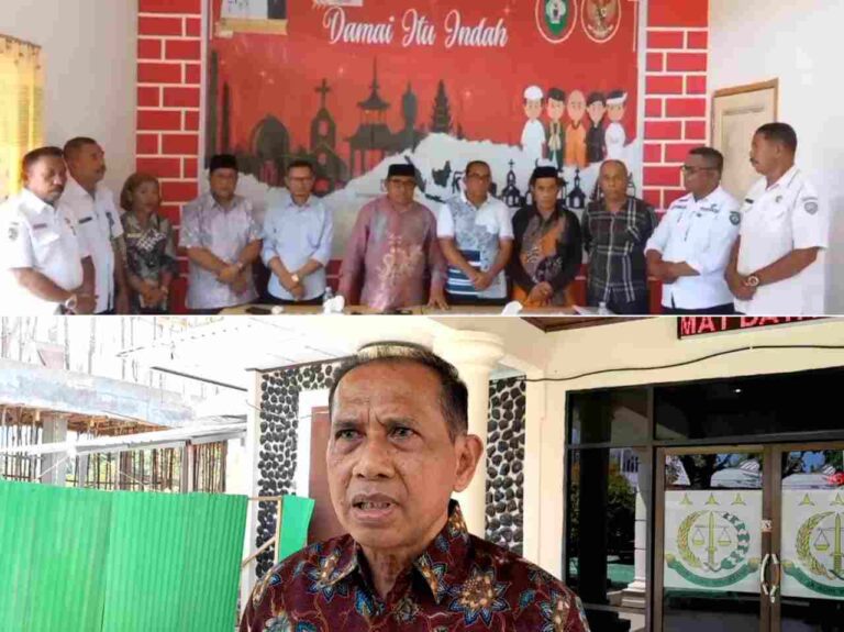 Pdt. Roy Retraubun (bawah), diwawancarai usai melaporkan FKUB Malra ke Kejaksaan Negeri Tual, pada Selasa 7 November 2023. Sementara gambar bagian atas adalah Ketua dan anggota Forum Kerukunan Umat Beragama (FKUB), bersama Kepala Kantor Kemenag, dan Kepala Badan Kesbangpol dan jajaran, memberikan keterangan pers, Rabu 8 November 2023. Foto: Labes Remetwa