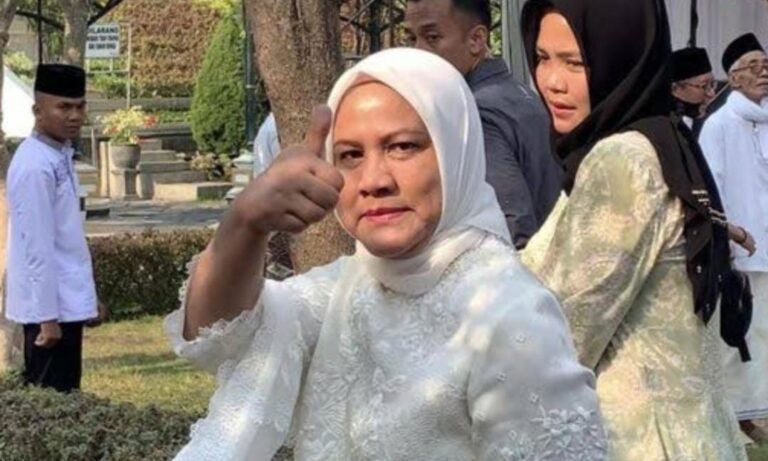 Jalan Ninja Iriana di Balik Gibran Cawapres
