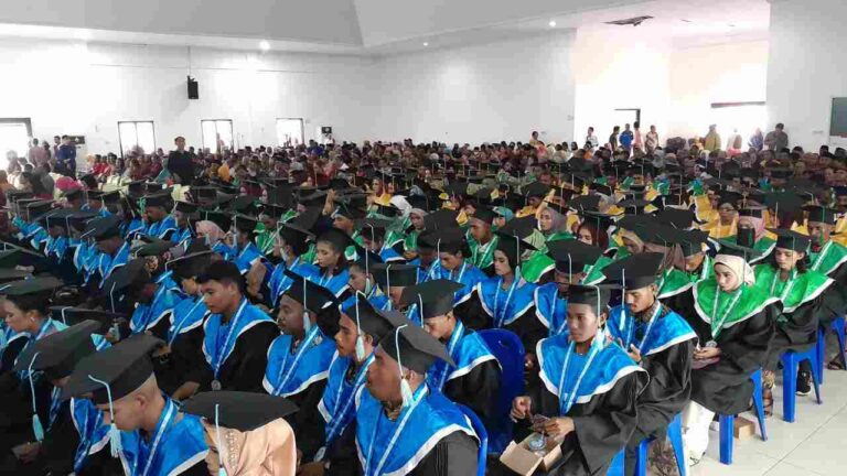 Pj. Wali Kota Tual Harap Lulusan Polikant Berdaya Saing Tinggi
