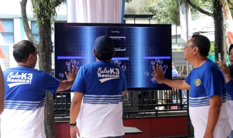Sekda Sadali Launching Bulan K3 Nasional di Provinsi Maluku