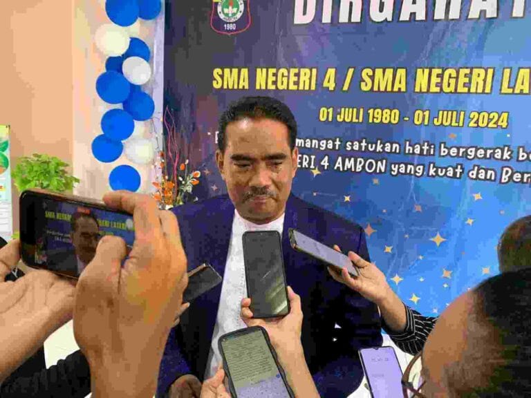 SMA N 4 Ambon Rayakan Syukuran HUT ke- 44